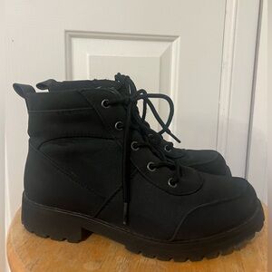 Cliffs by WHITE MOUNTAIN Black Lace-Up Boots Women’s